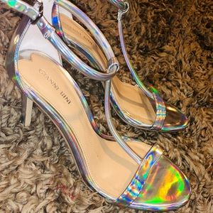 Holographic Heels